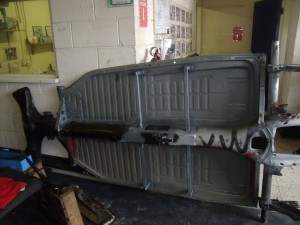 Low Pressure Blasting 1978 VW Beetle Blasted Glass Grit Primed rust buster 