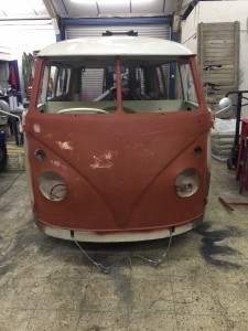 Low Pressure Blasting VW Camper before blasting  (1)